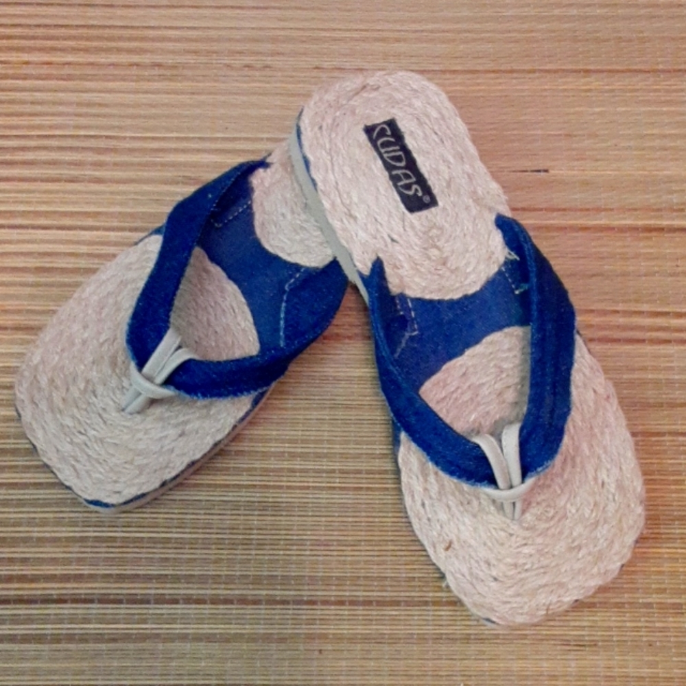 Cudas NWOT Size 8 BlueJean&Jute